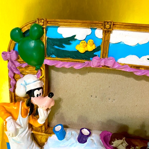 DISNEY STORE EXCLUSIVE VTG 90’s 3-D MICKEY & FRIENDS HAPPY BIRTHDAY PARTY FRAME - Picture 10 of 16